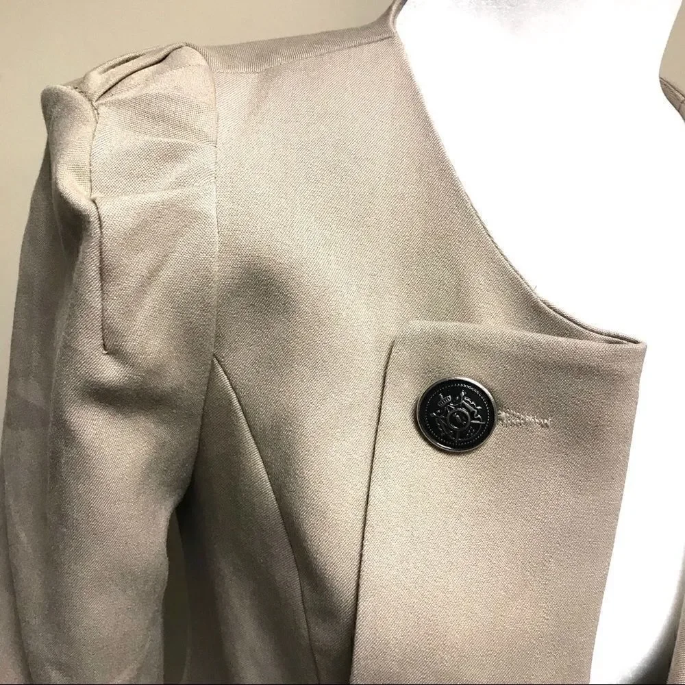 👠Poupine Tan blazer with folded lapel.  Size XS/S